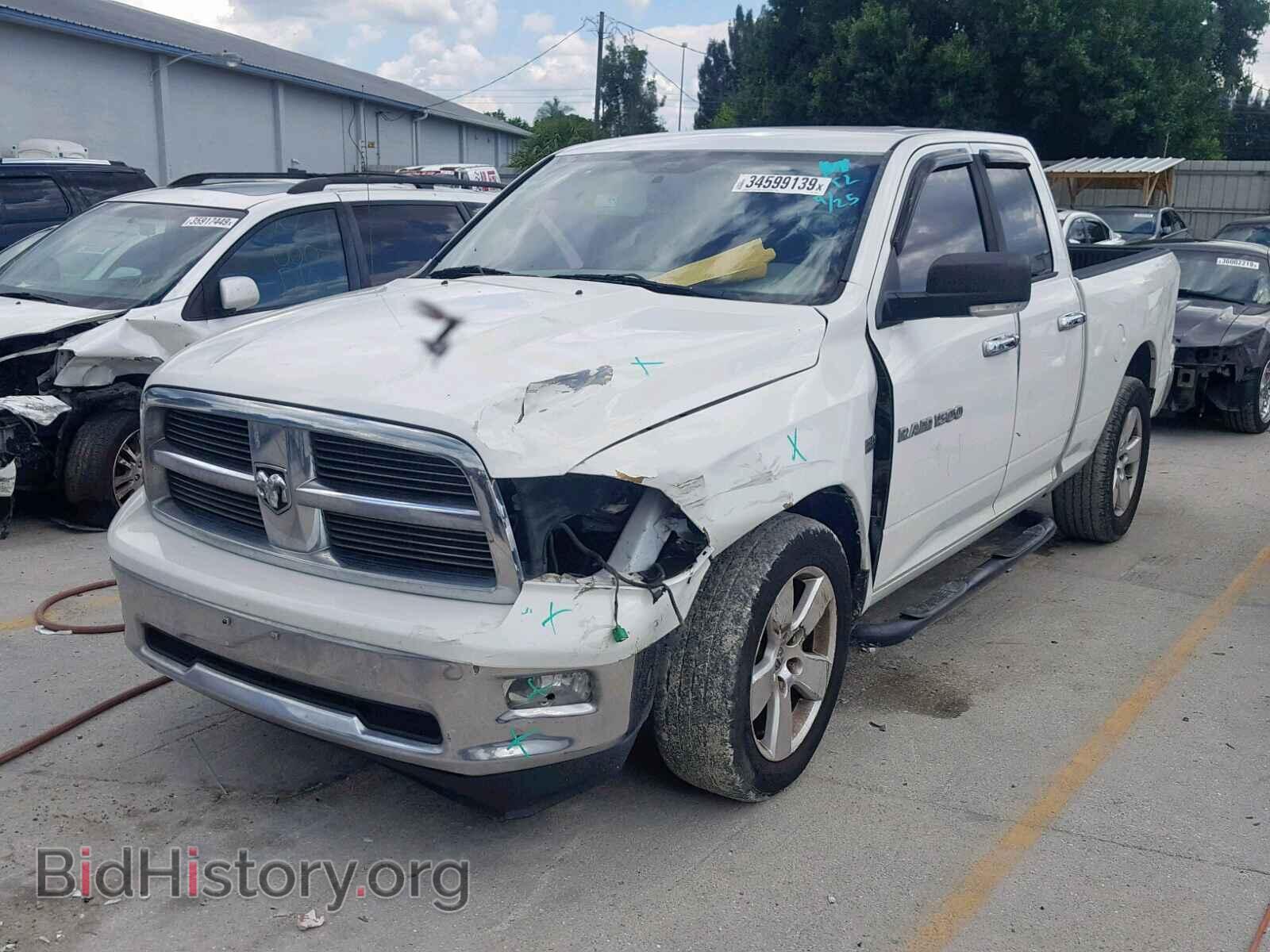 2011 DODGE RAM 1500 - VIN: 1D7RB1GT0BS708754 - Фото 2