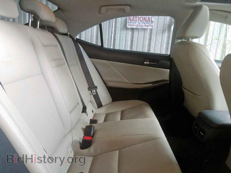 2014 Lexus IS (VIN JTHBF1D24E5037618) — photo 6 of 10