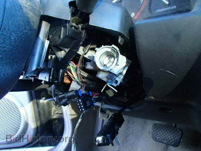 2002 SATURN SC1/SC2 - VIN: 1G8ZY12702Z149680 - Фото 9