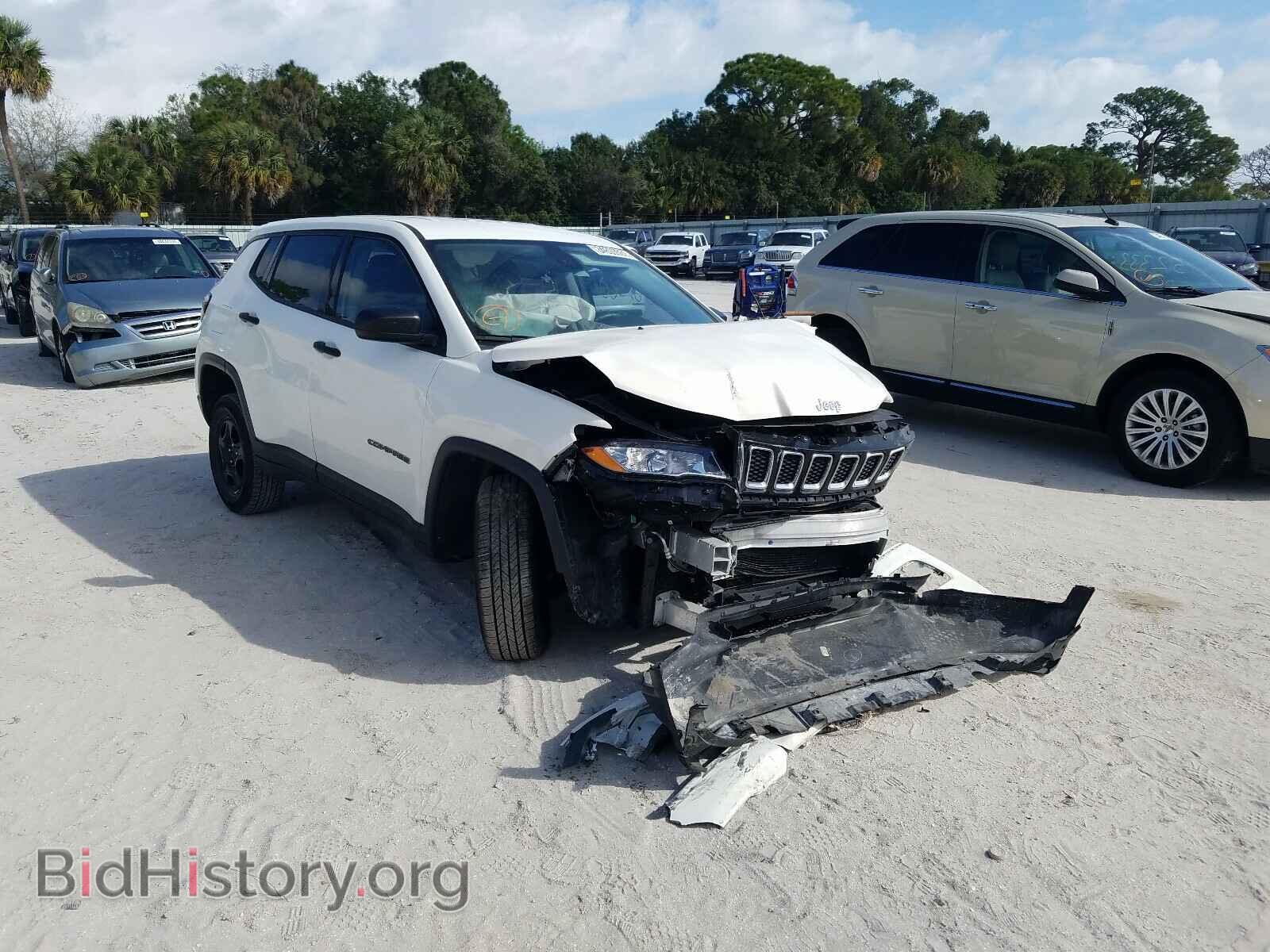 Фотография 3C4NJDAB1JT115172 - JEEP COMPASS 2018
