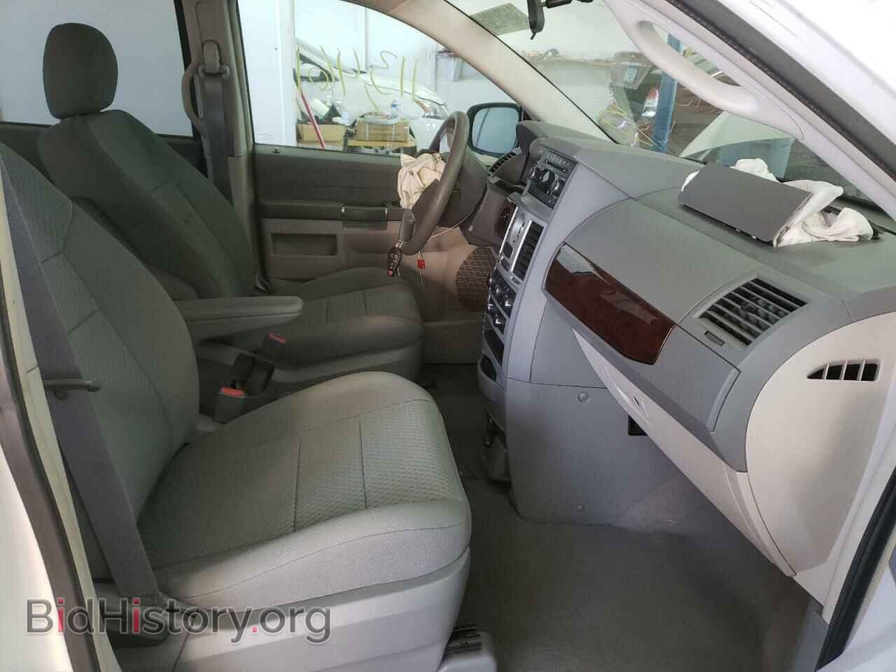2010 CHRYSLER MINIVAN - VIN: 2A4RR4DE3AR170235 - Фото 5