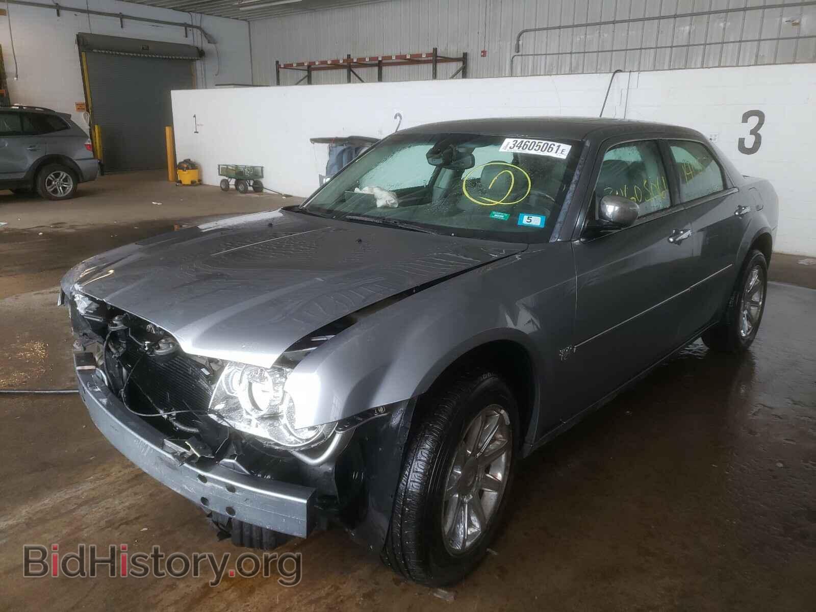 2007 CHRYSLER 300 - VIN: 2C3KK63HX7H804257 - Фото 2