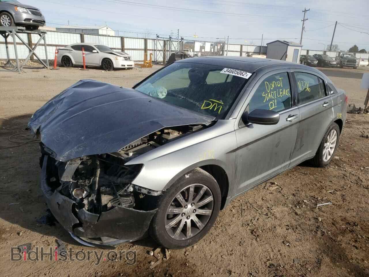 2012 CHRYSLER 200 - VIN: 1C3CCBBG8CN268848 - Фото 2