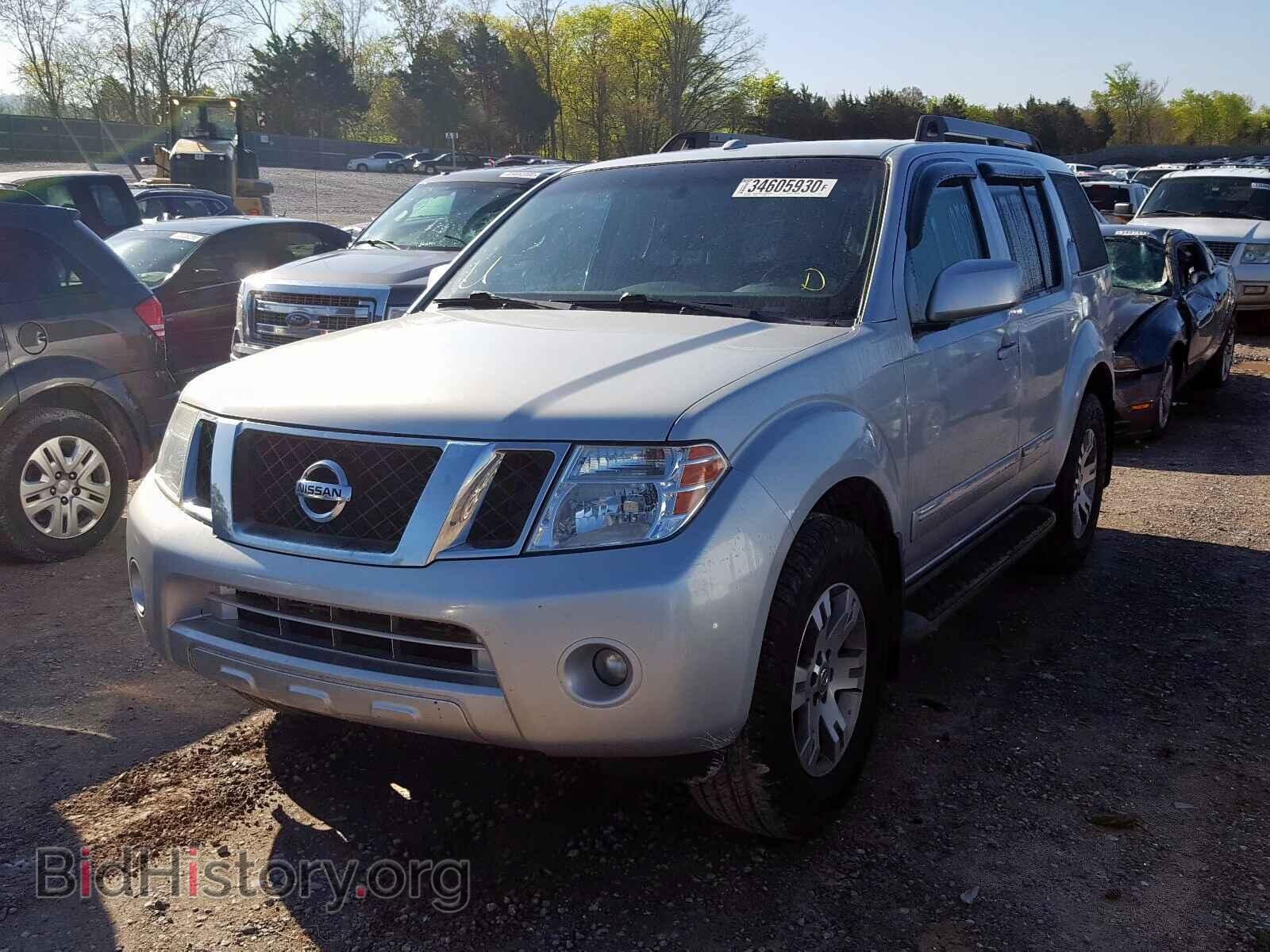 2011 NISSAN PATHFINDER - VIN: 5N1AR1NN4BC608167 - Фото 2