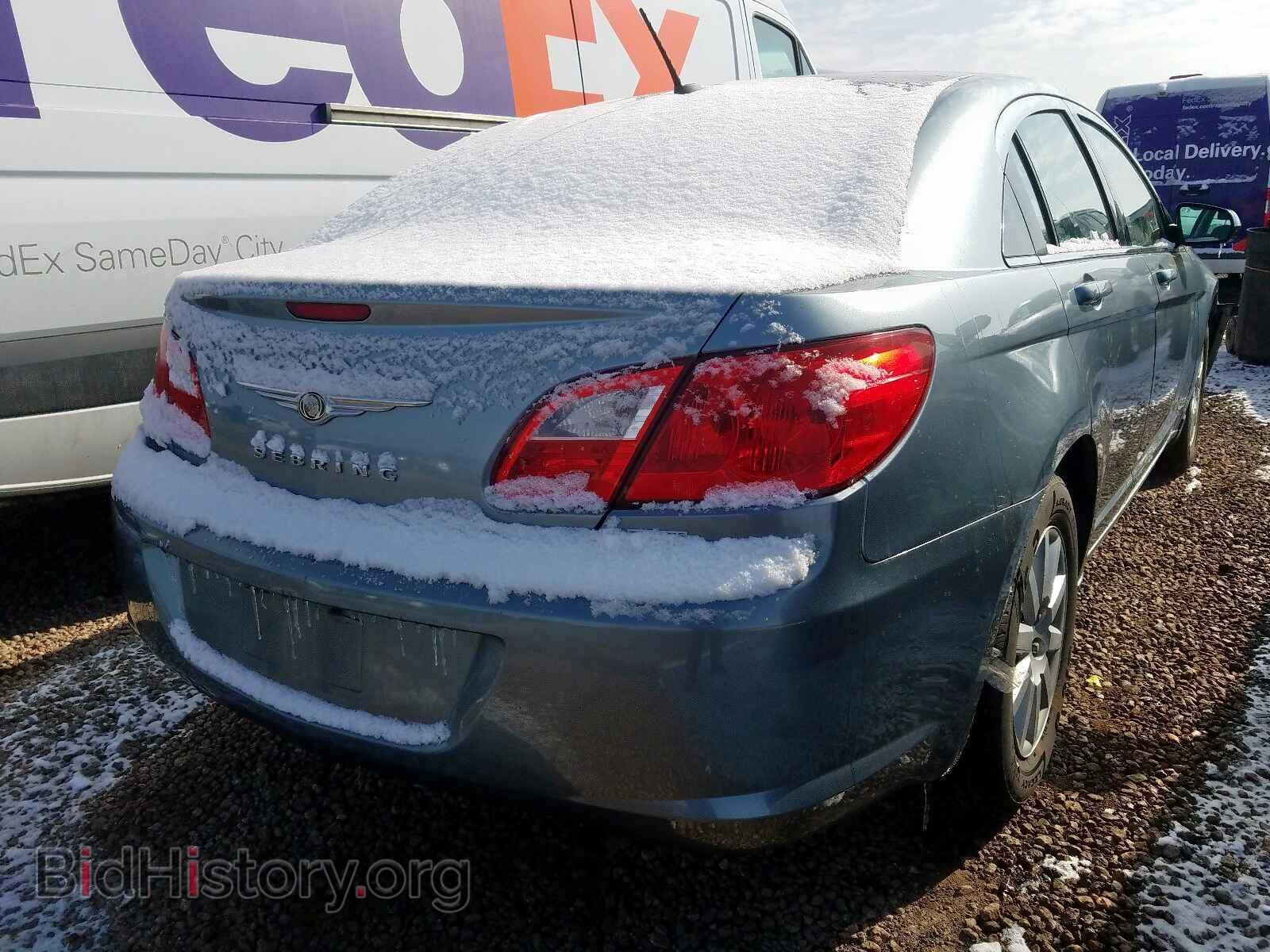 2010 CHRYSLER SEBRING - VIN: 1C3CC4FB3AN213506 - Фото 4
