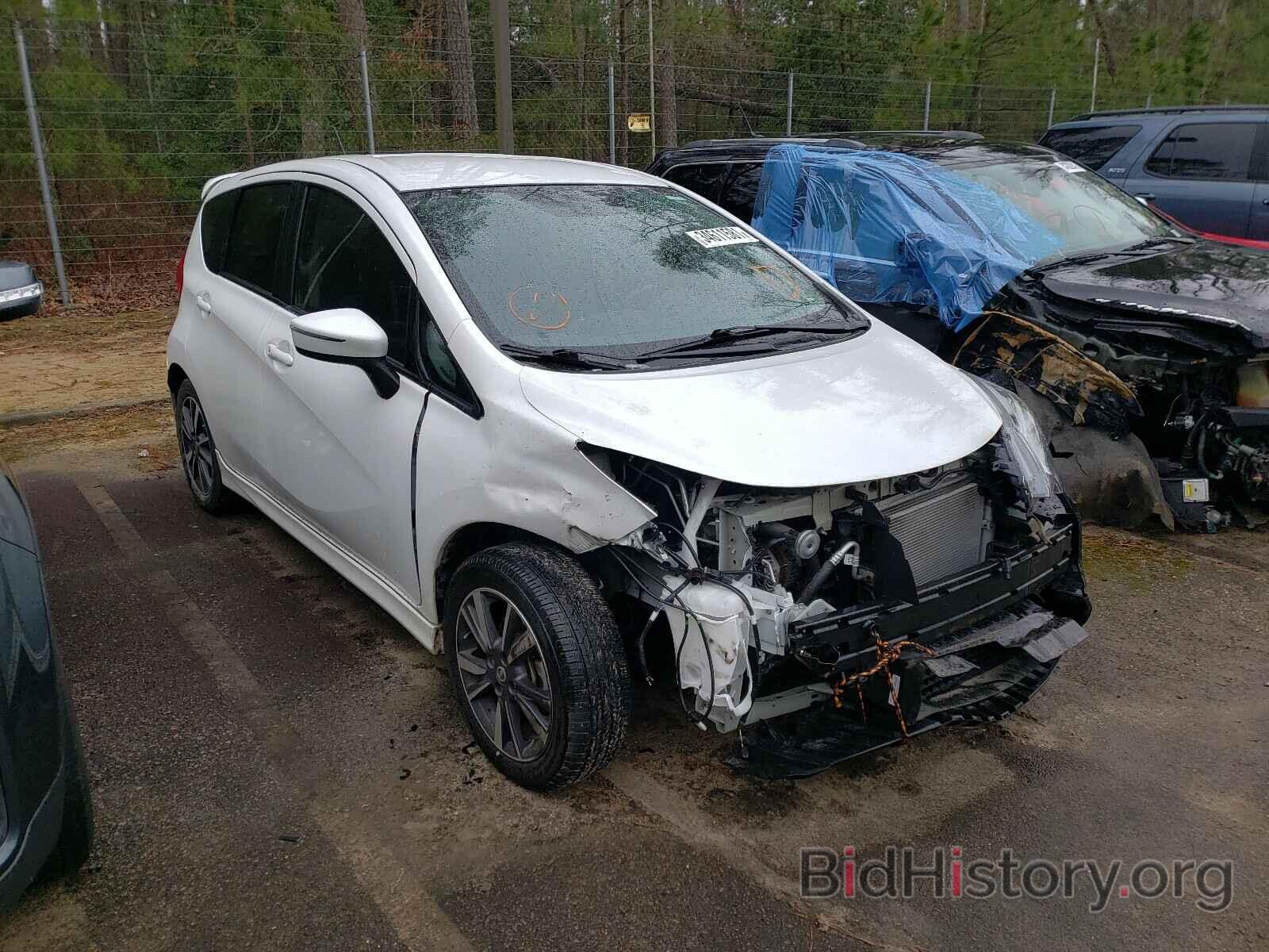 Photo 3N1CE2CPXJL355882 - NISSAN VERSA 2018