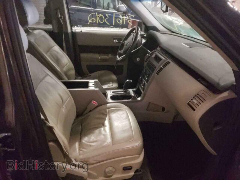2011 Ford FLEX (VIN 2FMGK5CC8BBD10776) — photo 5 of 10