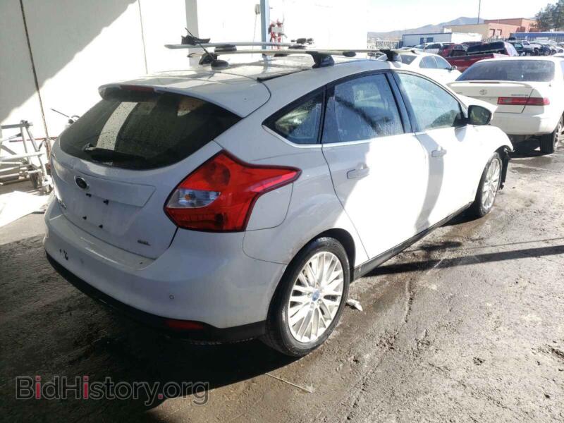 2012 Ford FOCUS (VIN 1FAHP3M28CL314404) — фото 4 из 10