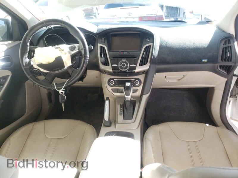 2012 Ford FOCUS (VIN 1FAHP3M28CL314404) — фото 9 из 10