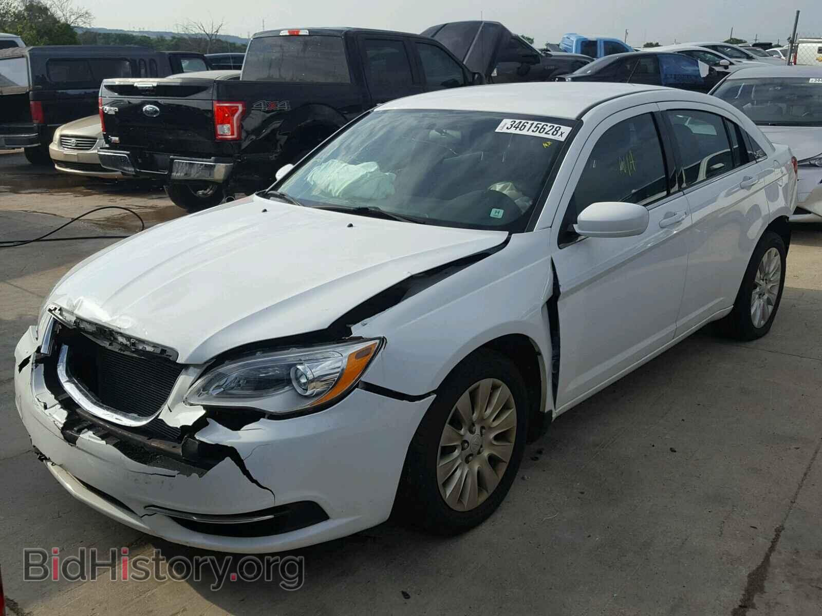 2014 CHRYSLER 200 - VIN: 1C3CCBAB9EN209381 - Фото 2