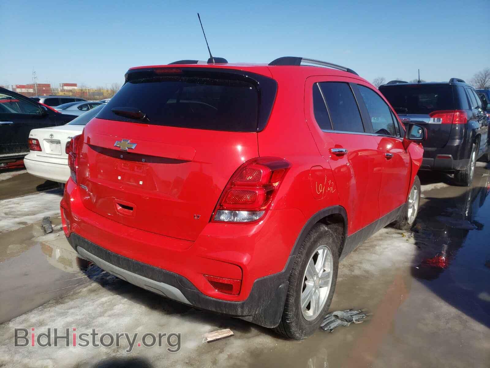 2018 CHEVROLET TRAX - VIN: 3GNCJLSB0JL272425 - Фото 4