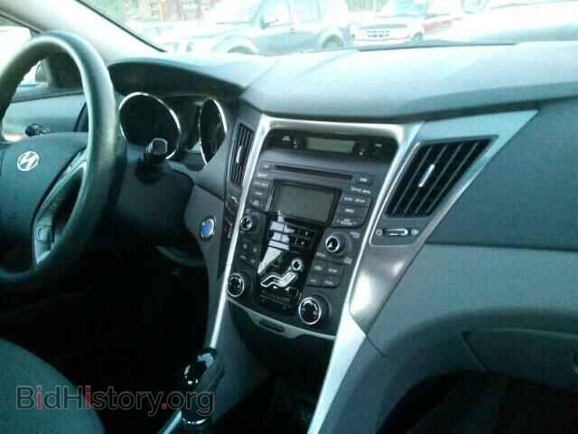 2012 HYUNDAI SONATA - VIN: KMHEC4A41CA026154 - Фото 9