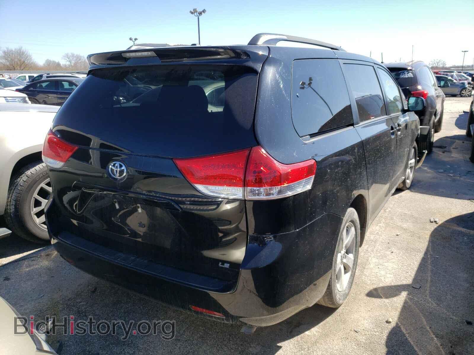 2012 TOYOTA SIENNA - VIN: 5TDKK3DC8CS181052 - Фото 4