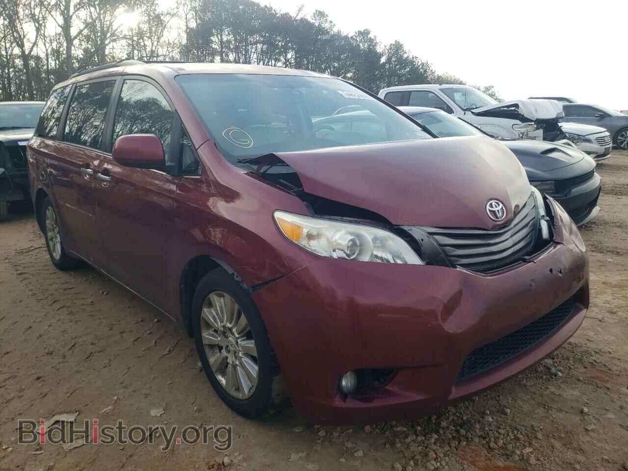 Фотография 5TDDK3DCXBS007331 - TOYOTA SIENNA 2011