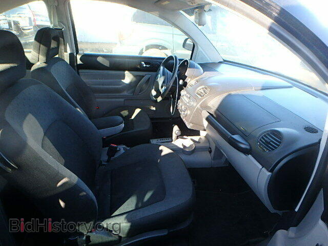 2000 VOLKSWAGEN BEETLE - VIN: 3VWCA21C8YM403115 - Фото 5