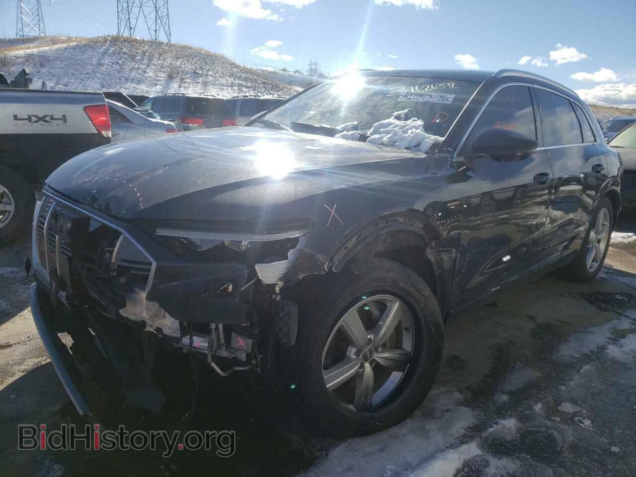 2019 AUDI E-TRON - VIN: WA1LAAGE2KB024139 - Фото 2