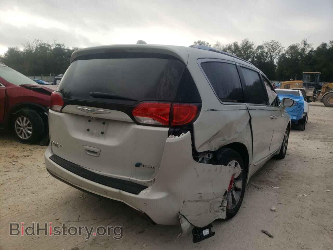 2017 CHRYSLER PACIFICA - VIN: 2C4RC1N77HR692172 - Photo 4