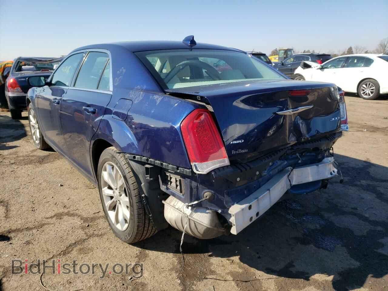 2016 CHRYSLER 300 - VIN: 2C3CCARG7GH261629 - Фото 3