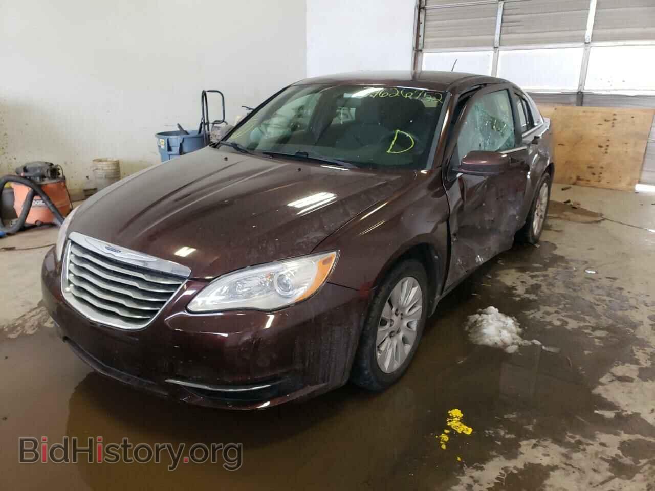 2013 CHRYSLER 200 - VIN: 1C3CCBAB6DN640954 - Фото 2