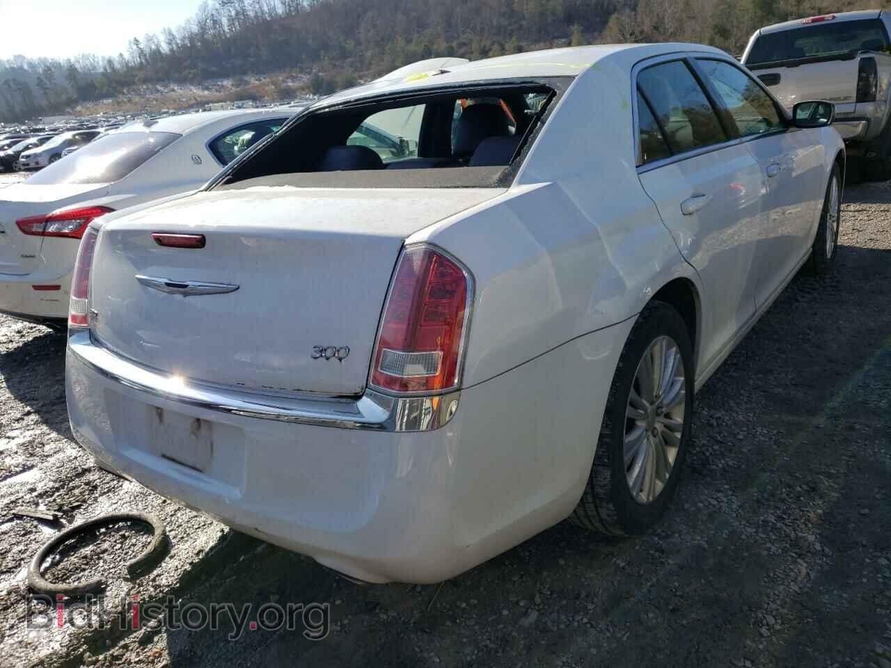 2013 CHRYSLER 300 - VIN: 2C3CCARG7DH635538 - Фото 4