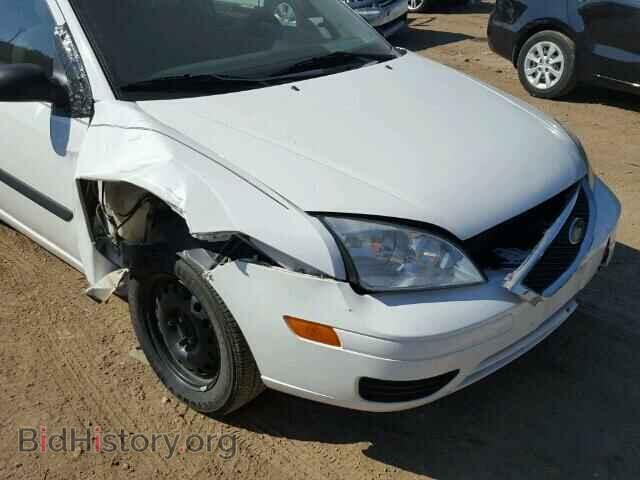 2007 FORD FOCUS - VIN: 1FAFP31N97W325941 - Фото 9