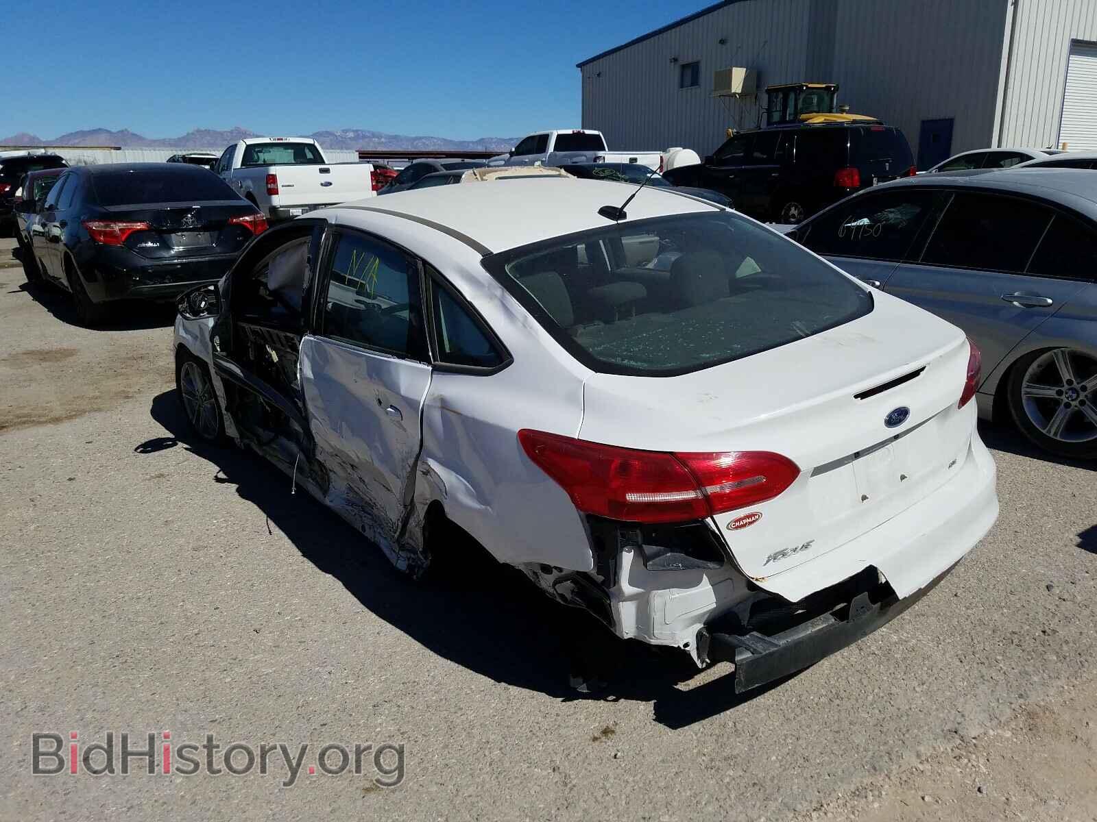 2017 FORD FOCUS - VIN: 1FADP3F25HL215736 - Фото 3