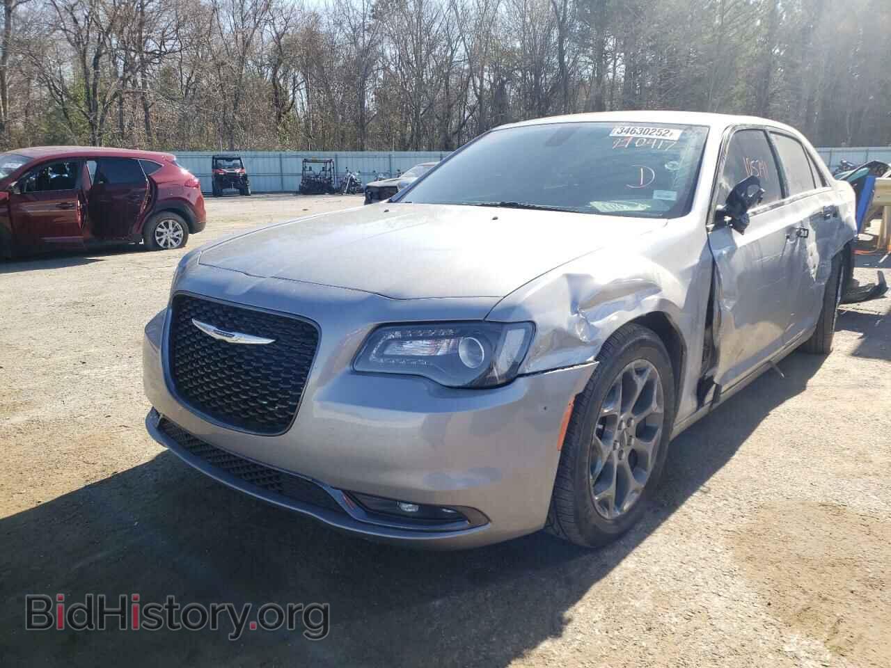 2016 CHRYSLER 300 - VIN: 2C3CCAGG0GH270417 - Фото 2