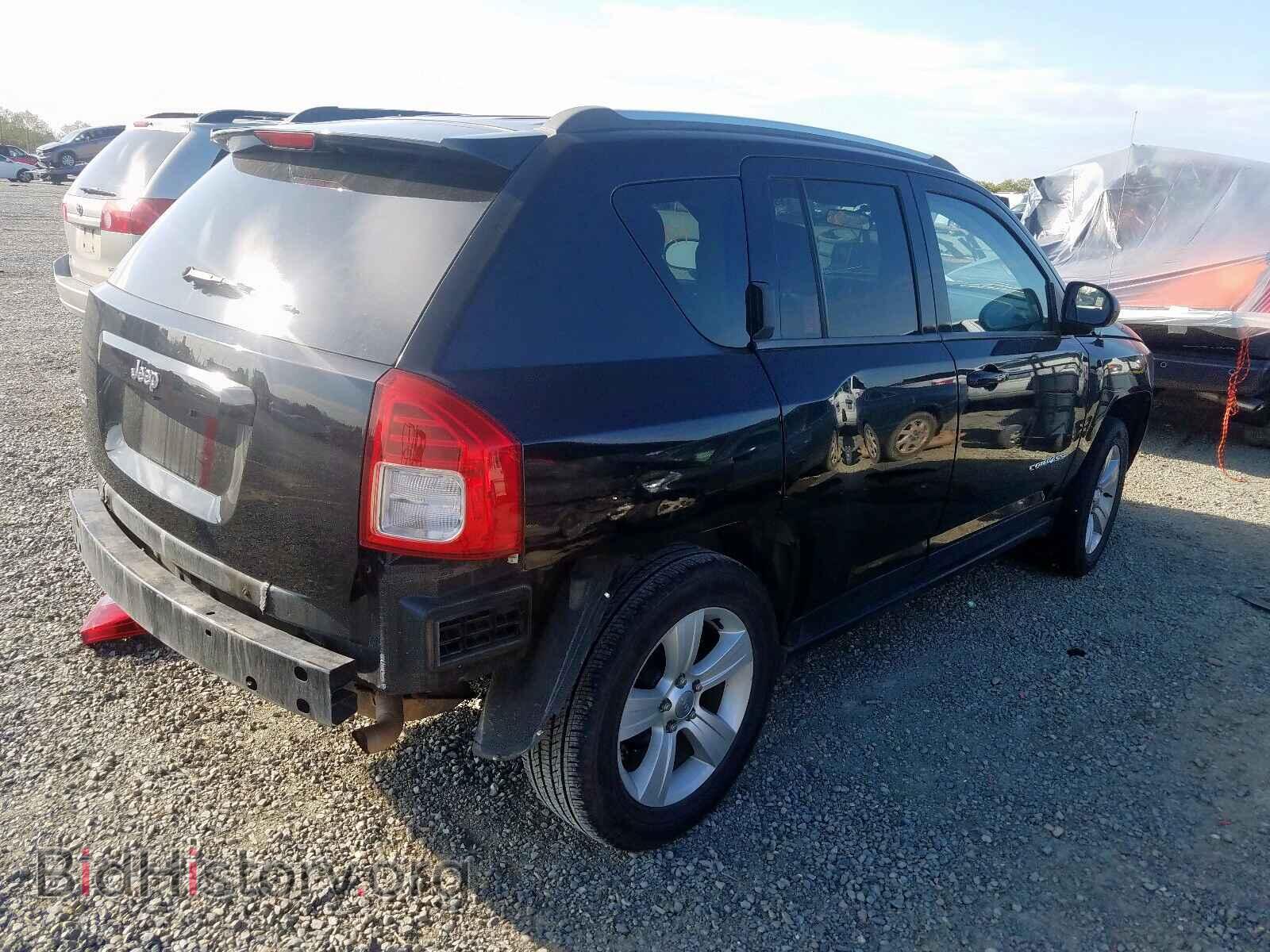 2013 JEEP COMPASS - VIN: 1C4NJDBB7DD271838 - Photo 4