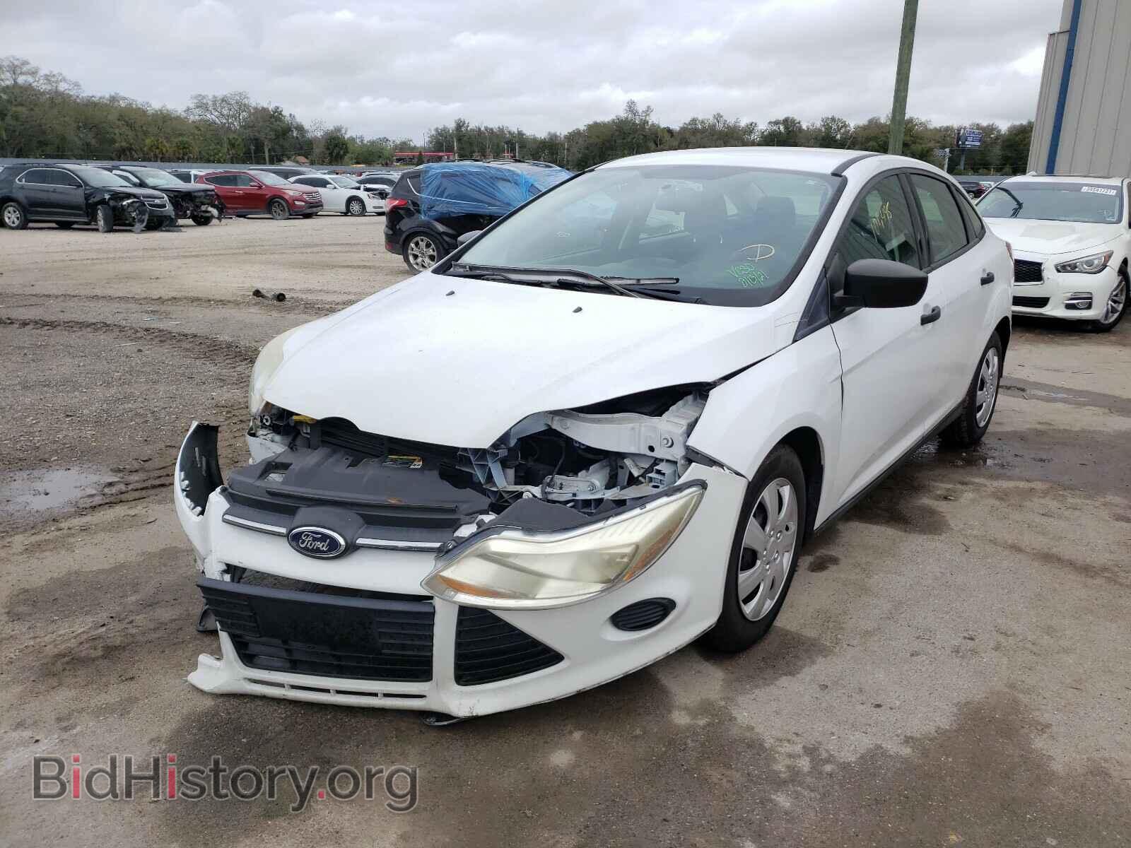 2013 FORD FOCUS - VIN: 1FADP3E21DL272558 - Фото 2