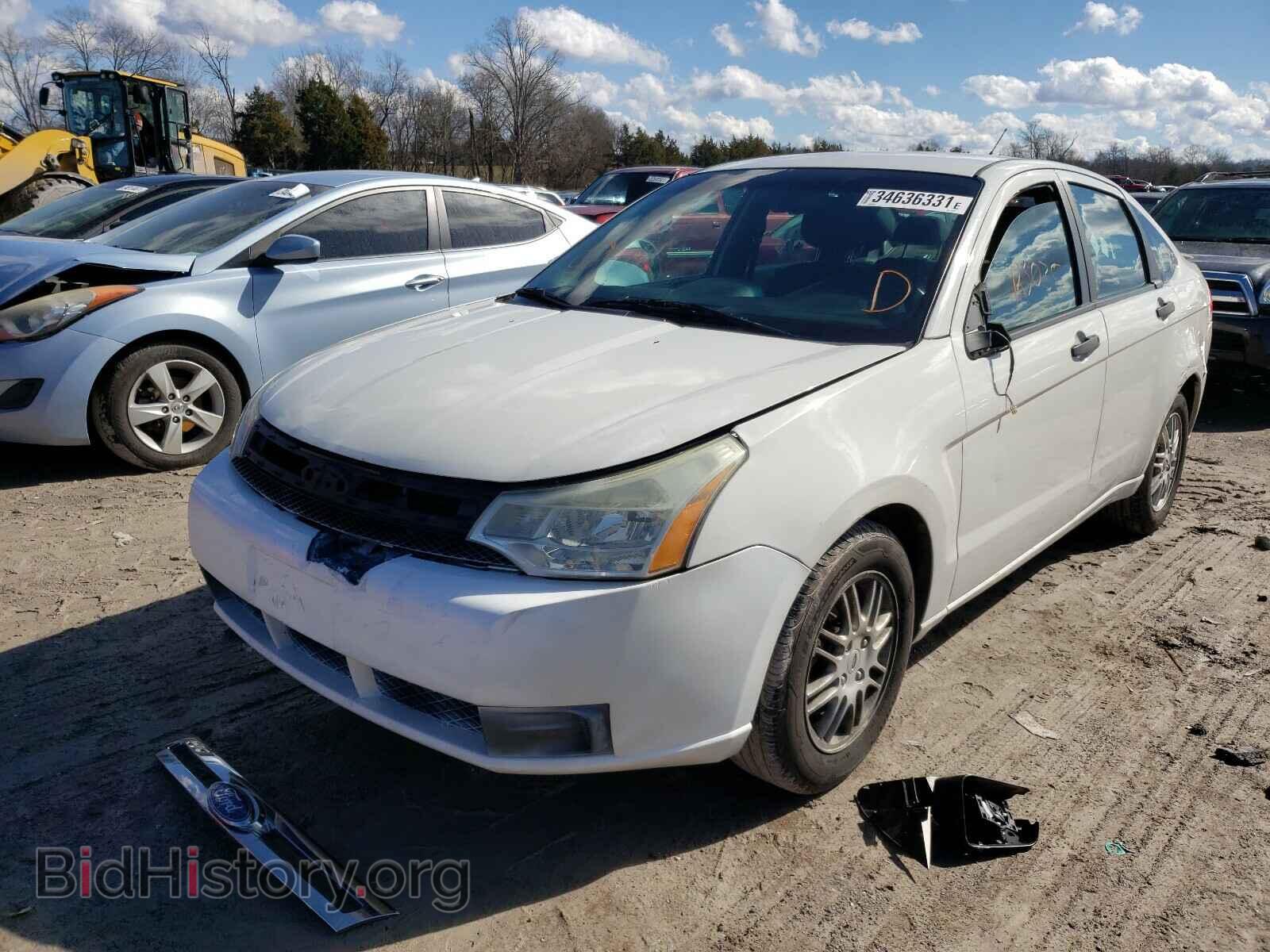 2011 FORD FOCUS - VIN: 1FAHP3FN2BW194958 - Фото 2