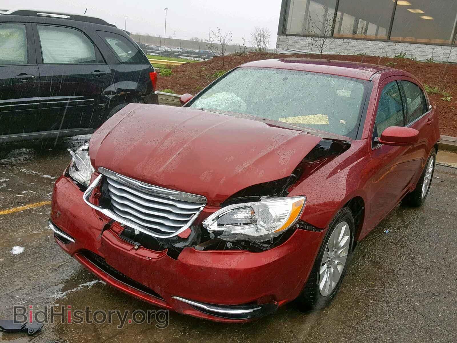 2013 CHRYSLER 200 - VIN: 1C3CCBAB1DN605593 - Фото 2