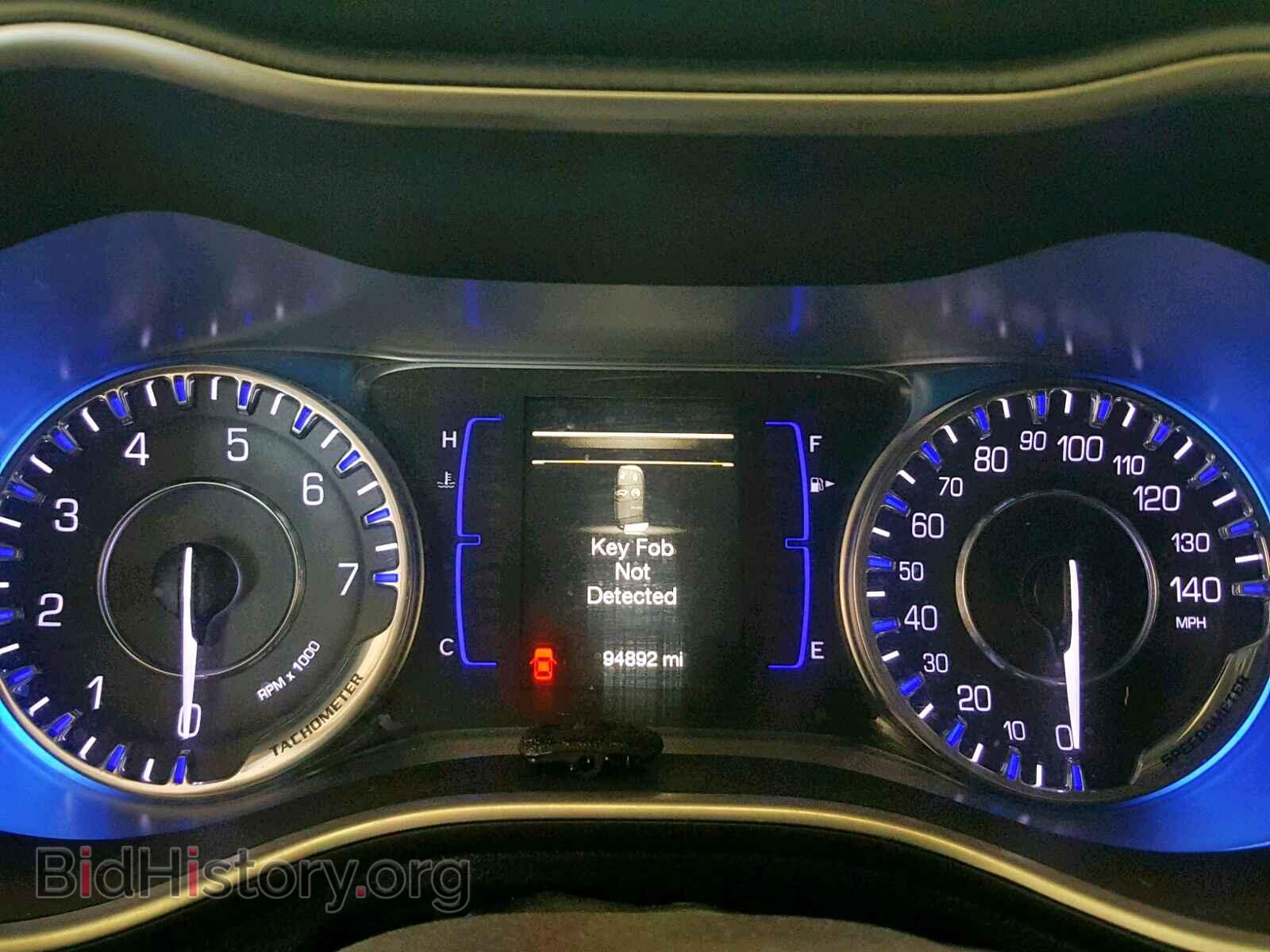 2016 CHRYSLER 200 - VIN: 1C3CCCAB2GN172506 - Фото 8