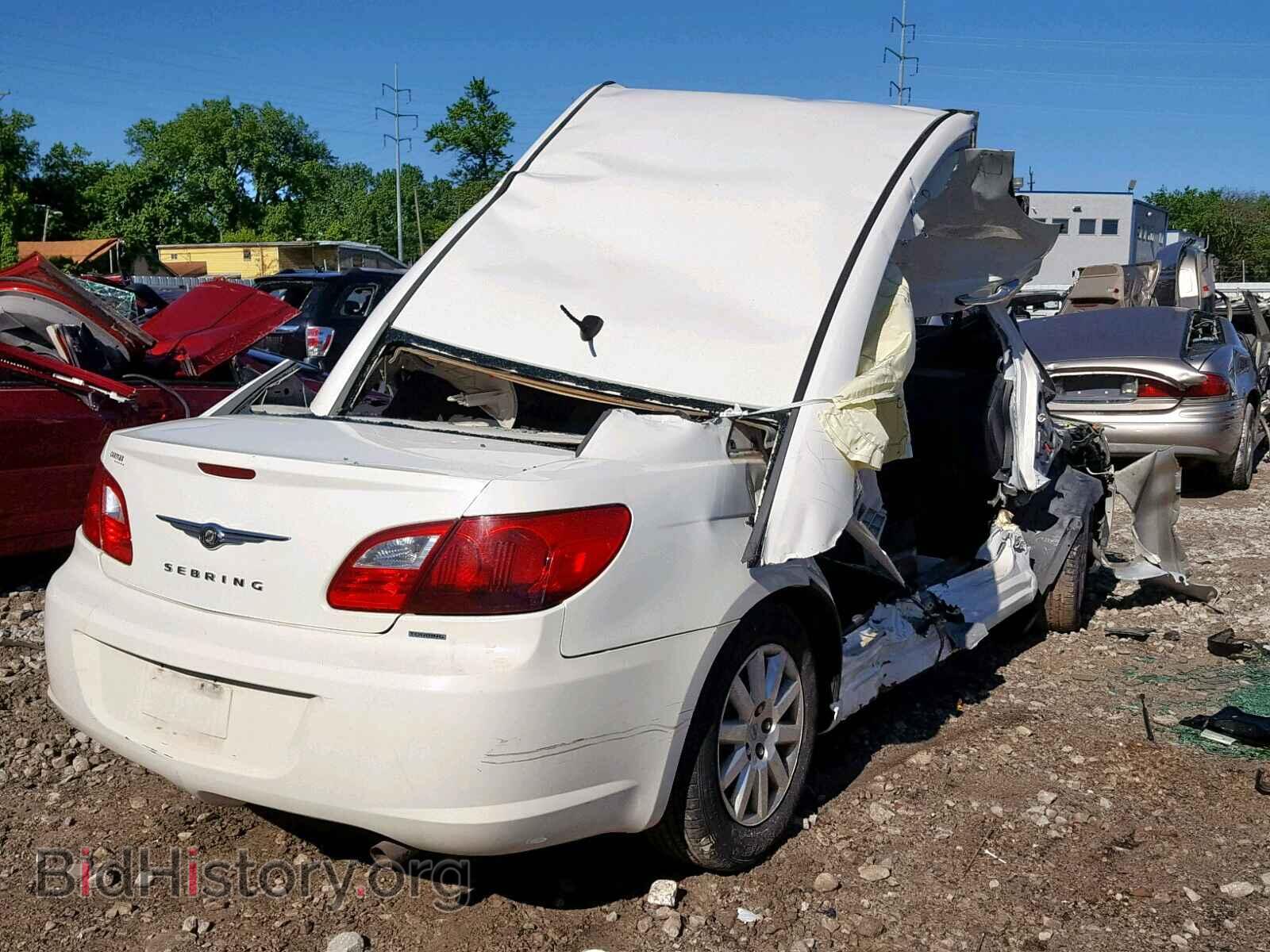 2010 CHRYSLER SEBRING - VIN: 1C3CC4FB4AN228581 - Фото 4