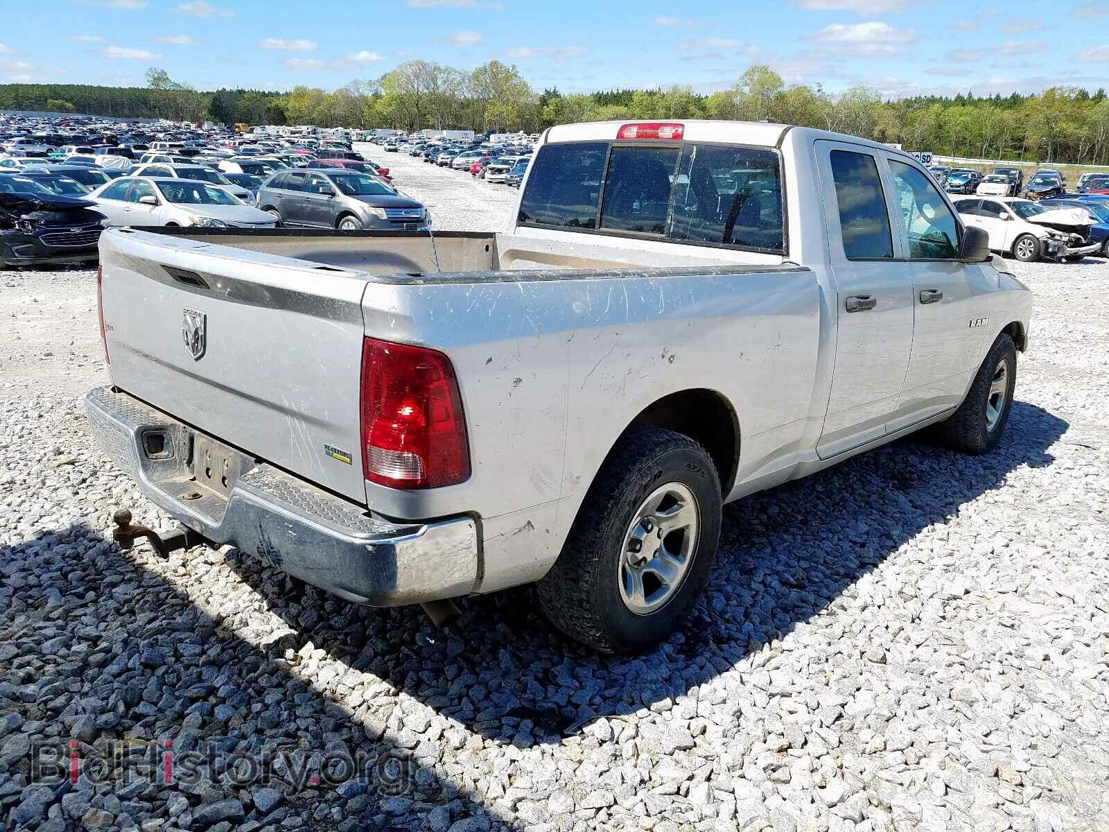 2010 DODGE RAM 1500 - VIN: 1D7RB1GP7AS241754 - Фото 4
