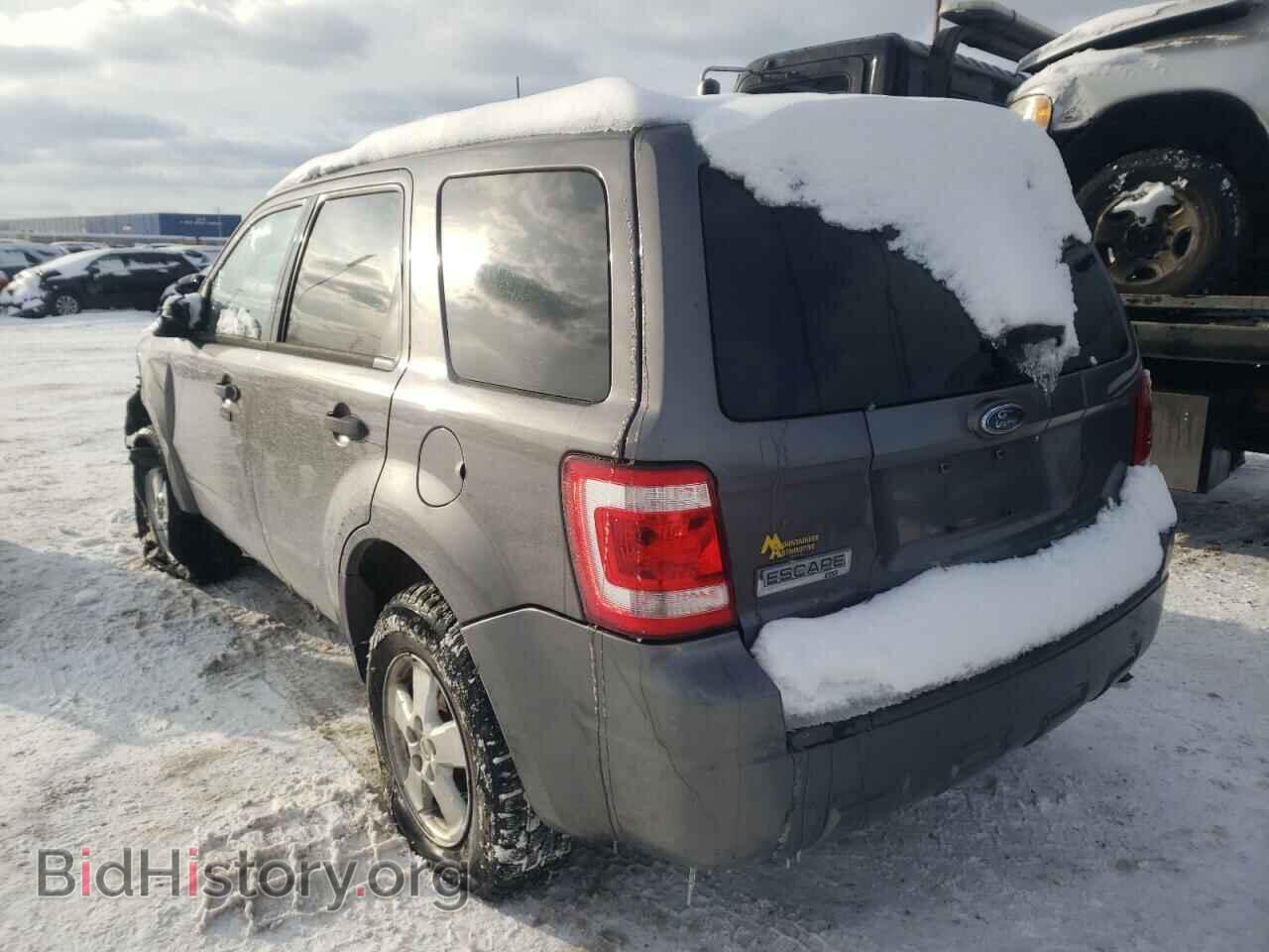 2010 FORD ESCAPE - VIN: 1FMCU9D73AKC03818 - Фото 3