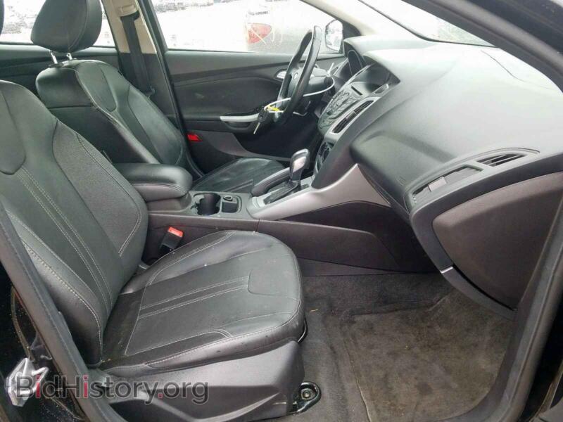 2013 Ford FOCUS (VIN 1FADP3F23DL265917) — photo 5 of 10
