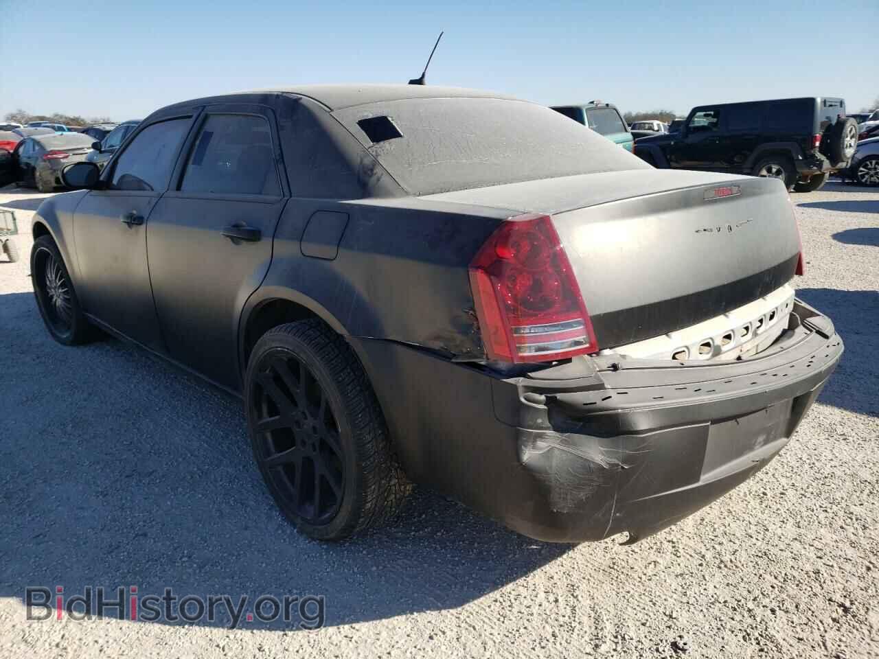 2008 CHRYSLER 300 - VIN: 2C3LK63H68H257803 - Photo 3