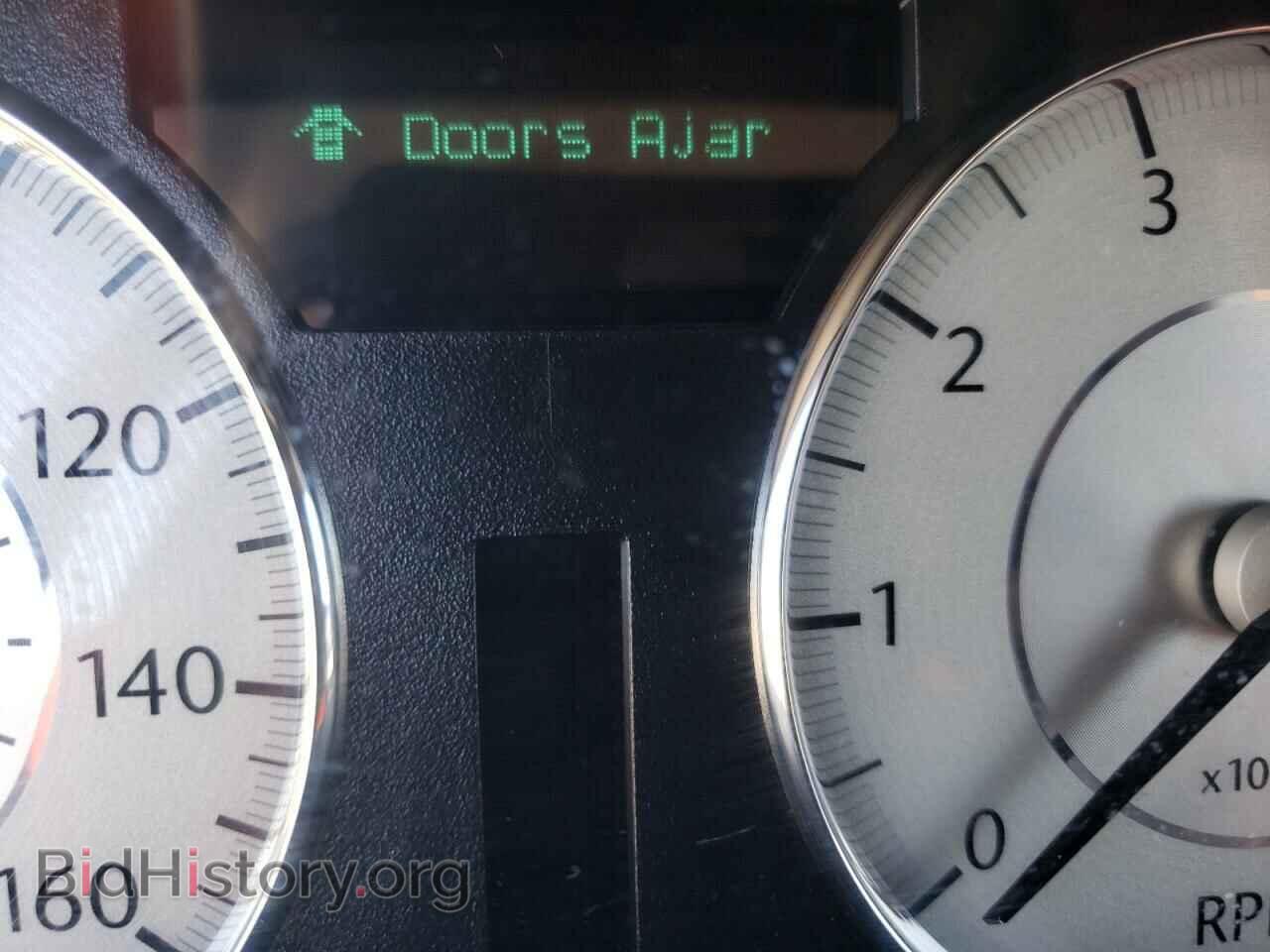 2008 CHRYSLER 300 - VIN: 2C3LK63H68H257803 - Photo 8
