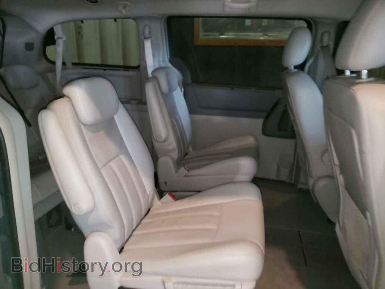 2009 CHRYSLER MINIVAN - VIN: 2A8HR54159R647191 - Фото 6
