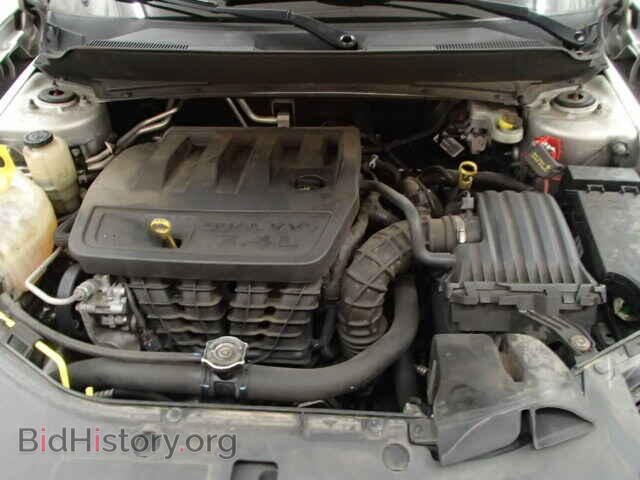 2010 Dodge AVENGER (VIN 1B3CC4FB1AN102417) — фото 7 из 10