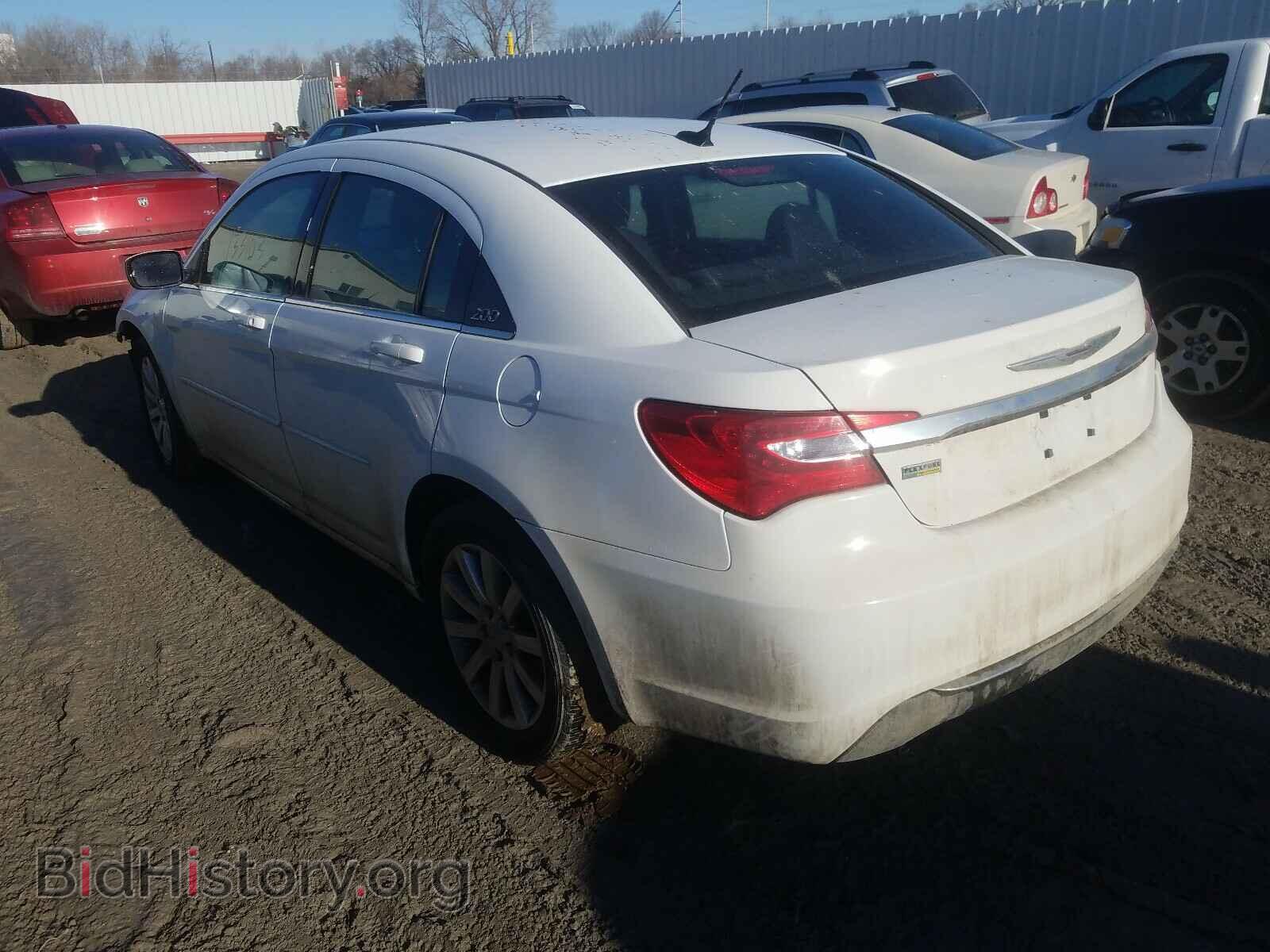 2013 CHRYSLER 200 - VIN: 1C3CCBBG3DN711165 - Фото 3