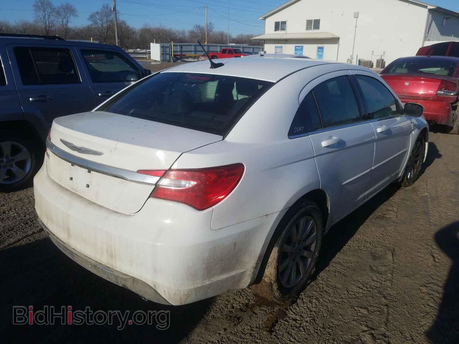 2013 CHRYSLER 200 - VIN: 1C3CCBBG3DN711165 - Фото 4