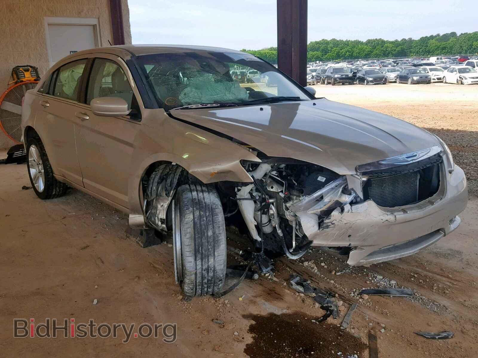 Photo 1C3CCBBB4DN593566 - CHRYSLER 200 2013