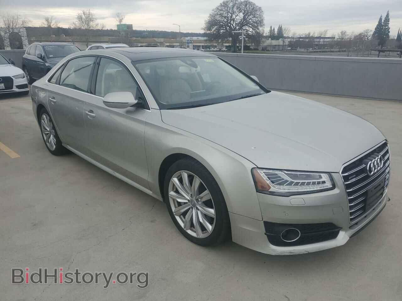 Photo WAU44AFD9HN016991 - AUDI A8 2017