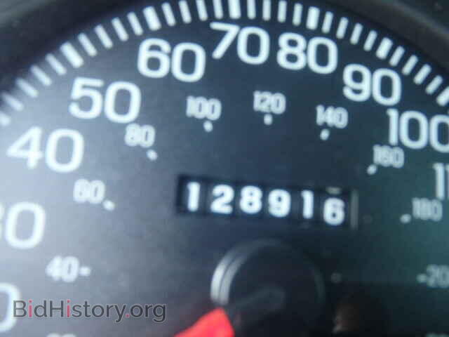 2002 FORD CROWN VIC - VIN: 2FAFP71W72X130921 - Фото 8