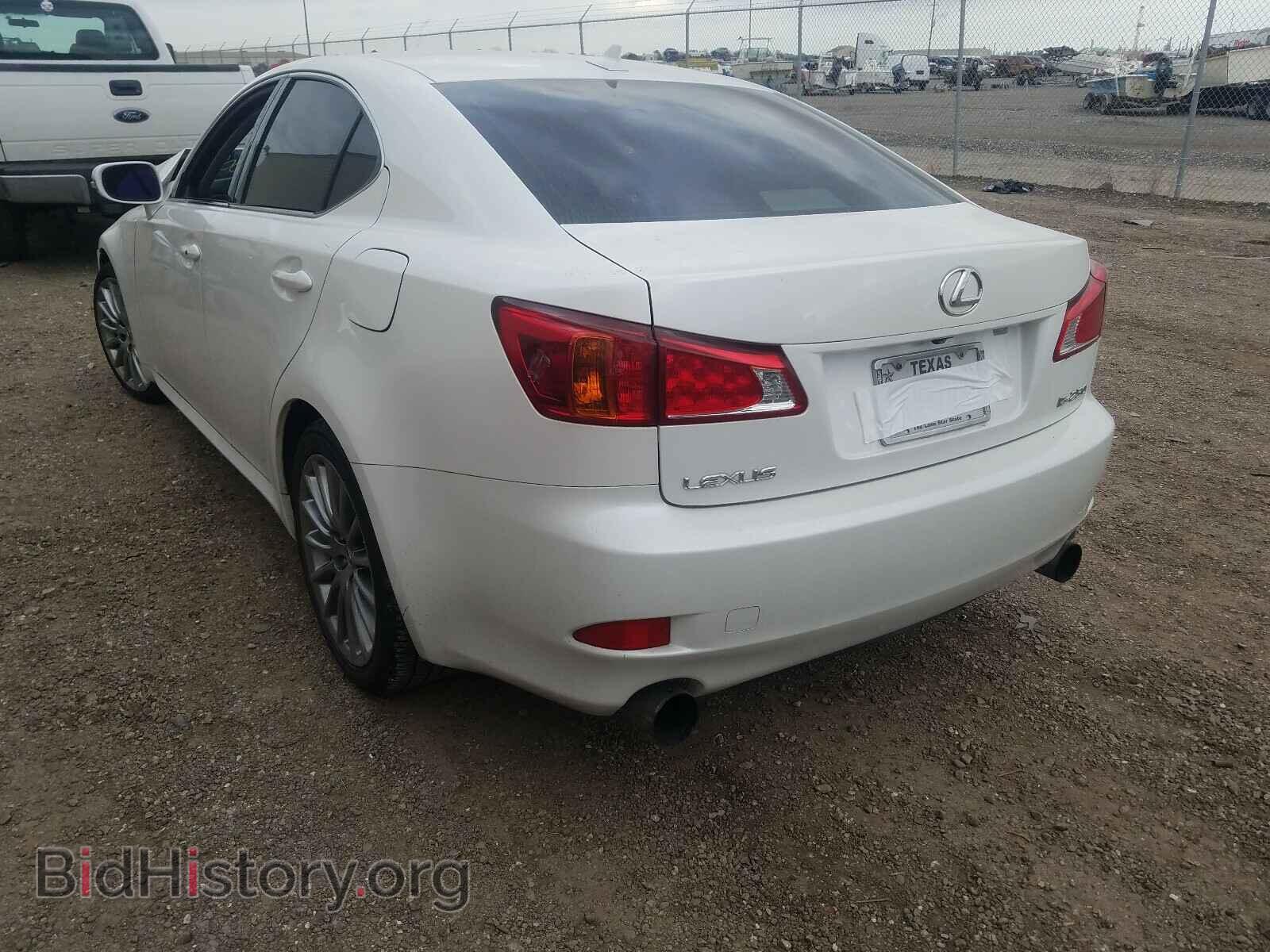 2010 LEXUS IS - VIN: JTHBF5C2XA2095009 - Photo 3
