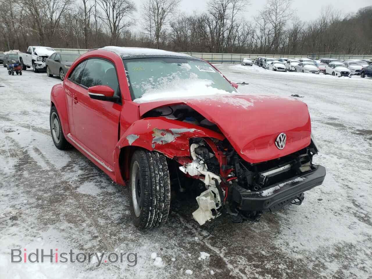 Photo 3VWJP7AT5CM629107 - VOLKSWAGEN BEETLE 2012