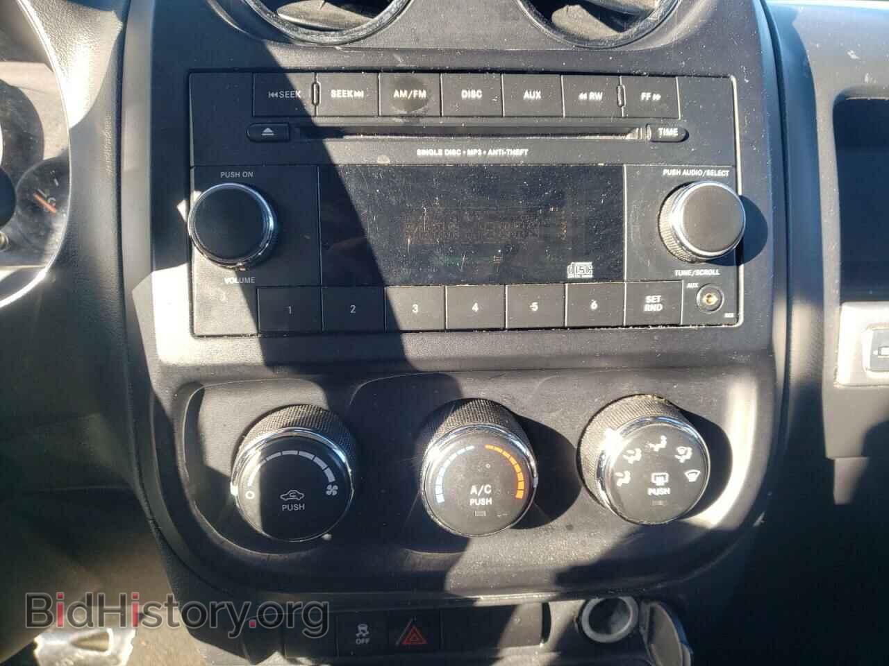 2014 JEEP COMPASS - VIN: 1C4NJCBA2ED552318 - Photo 9