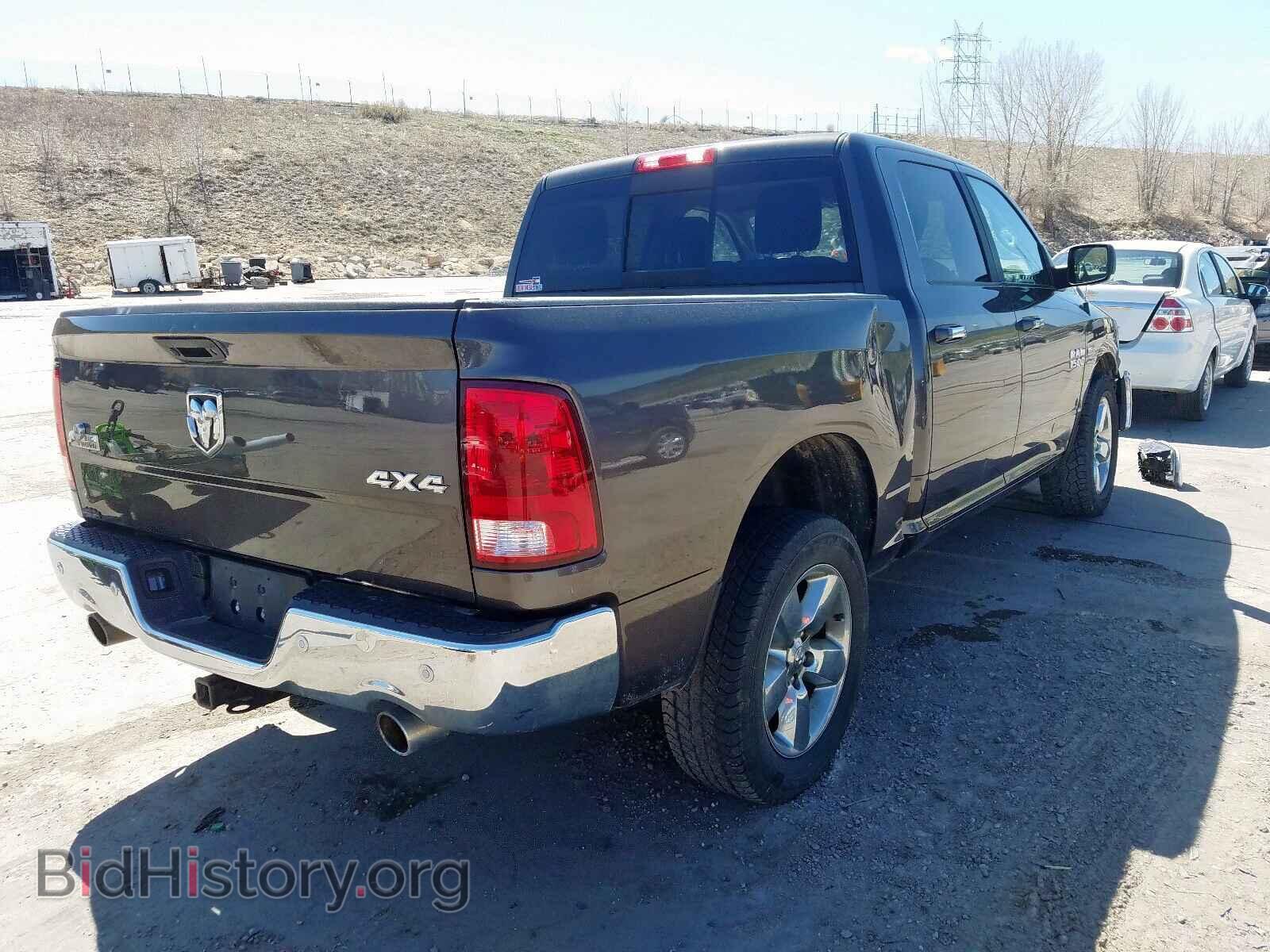 2017 RAM 1500 - VIN: 3C6RR7LT3HG689395 - Photo 4