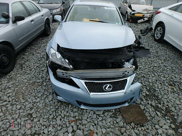 2011 LEXUS IS250 - VIN: JTHCF5C20B5049080 - Фото 9